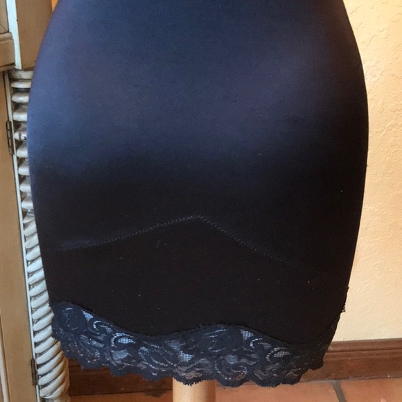 Vanity Fair control slip - Picture 5 of 9